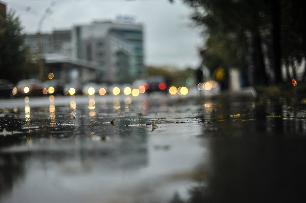 Пробки в городе из-за дождя