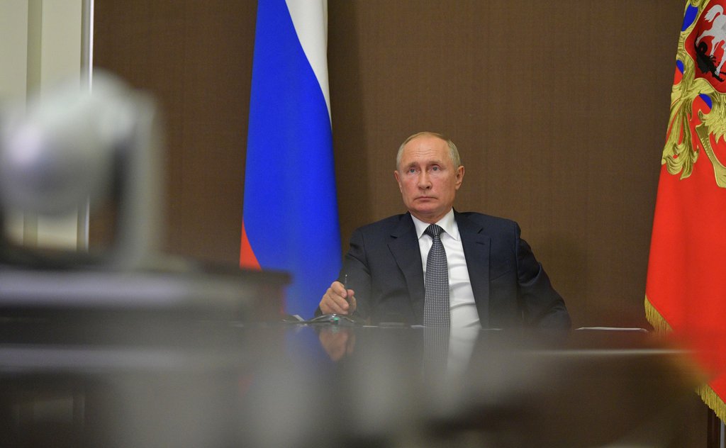 Президент России Владимир Путин обратился к гражданам в связи с коронавирусом
