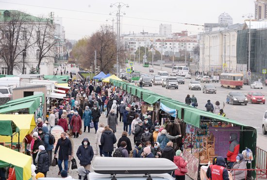 Публикуем список свердловских городов, где 14 и 15 ноября пройдут ярмарки. Фото: Павел Ворожцов.