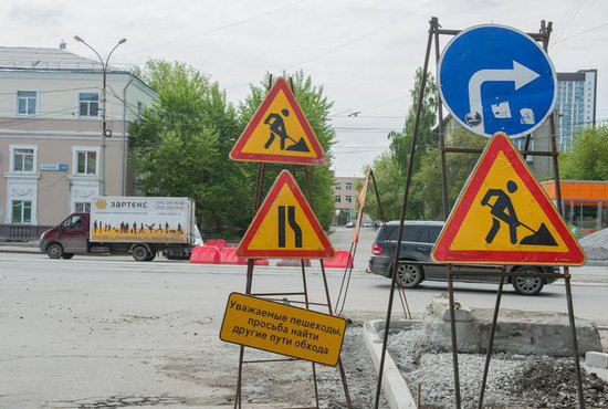 Движение транспорта на участке от ул. Кировградской до ул. Калинина будет закрыто с 7 по 28 декабря. Фото: Владимир Мартьянов