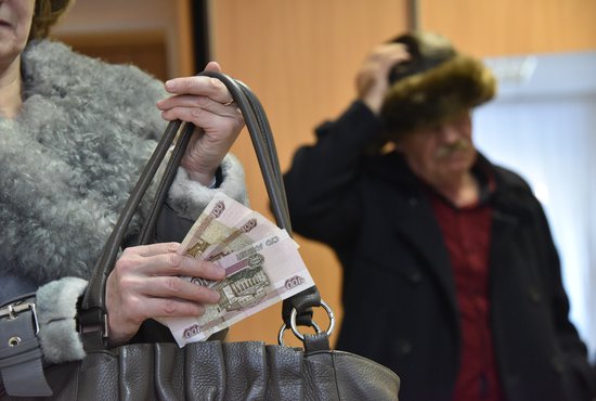 Заморозка накопительной части пенсии продлена до 2023 года.  Фото: Алексей Кунилов.