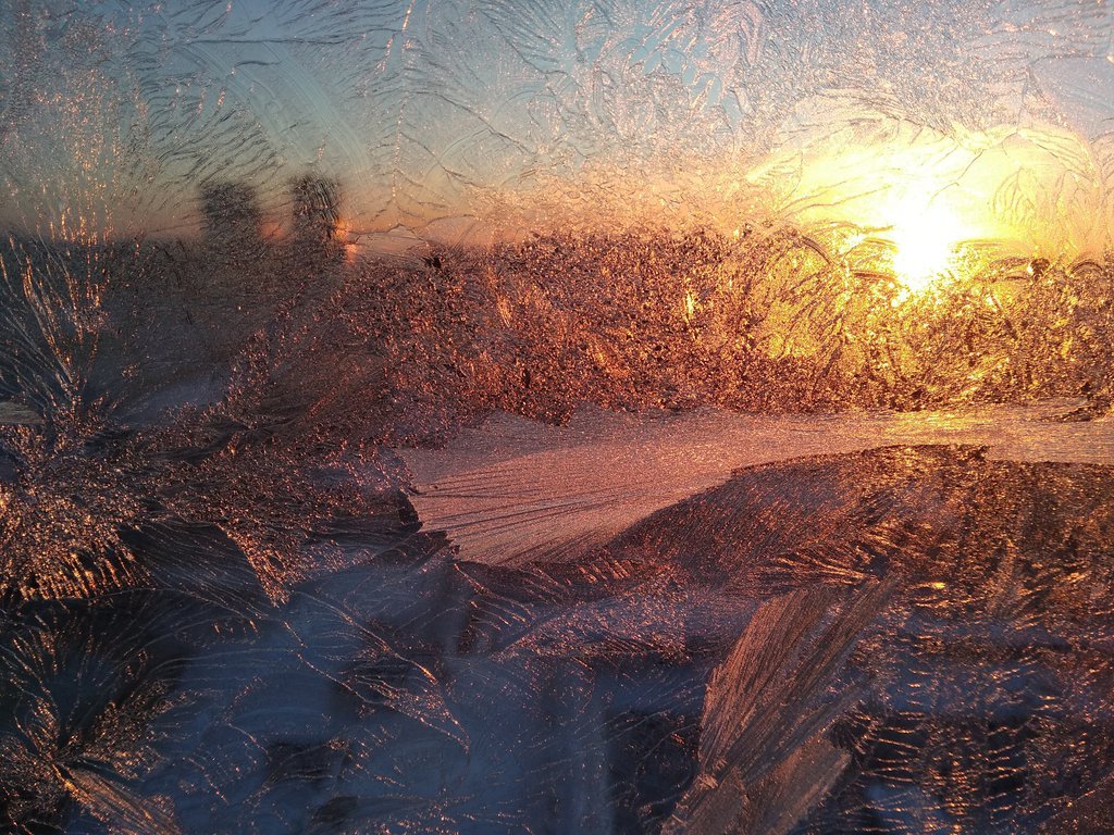 Замёрзшее окно