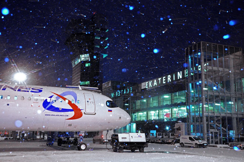 самолёт в Кольцово зимой