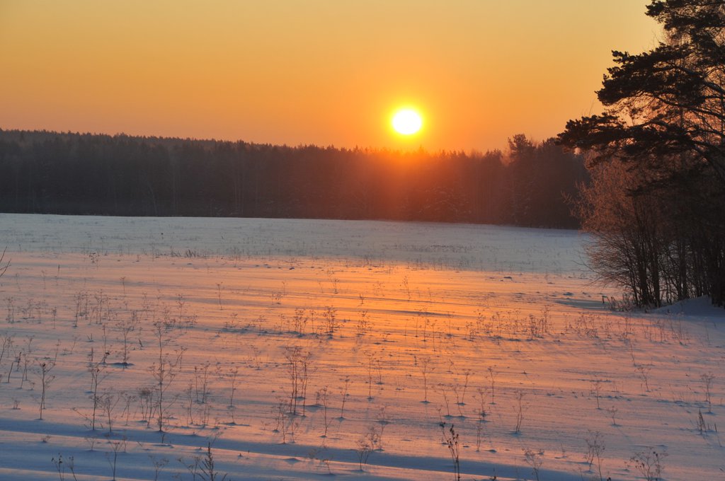 Восход Солнца зимой