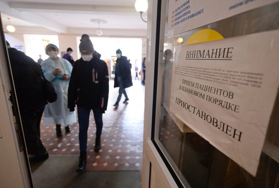 Последним на сегодняшний день отметки в 400 заражённых коронавирусом достиг Красноуральск. Фото: Павел Ворожцов.