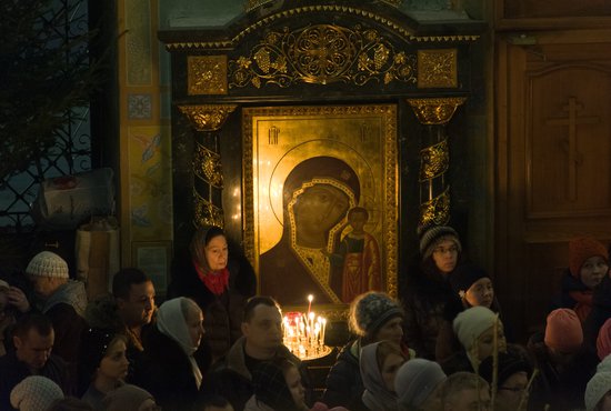 Один из главных православных праздников — Рождество Христово — отмечается в ночь с 6 на 7 января. Фото: Владимир Мартьянов.