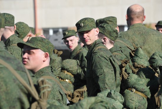 Большинство призывников отправятся служить в сухопутных войсках. Фото: Алексей Кунилов.