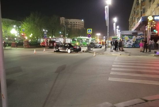 Травмы получили 6 пешеходов, в том числе двое детей. Фото: Отделение пропаганды БДД ОГИБДД УМВД России по Екатеринбургу.