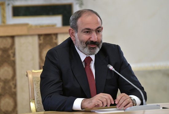 Партии "Гражданский договор" не хватило всего 0,08% голосов, чтобы единолично формировать правительство Армении. Фото: пресс-служба Кремля.