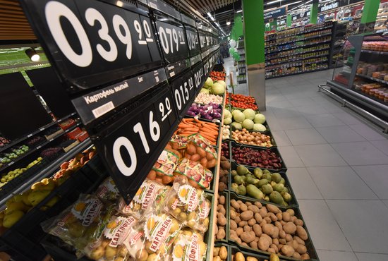 Владимир Путин отметил, что сегодня мировые индексы на продукты питания достигли пика за последние 10 лет. Фото: Алексей Кунилов.