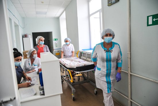 В мае в Свердловской области скончались 4 901 человек, что на 8,2% больше, чем в мае 2020 года. У 411 был официально подтверждён коронавирус. Фото: Галина Соловьёва