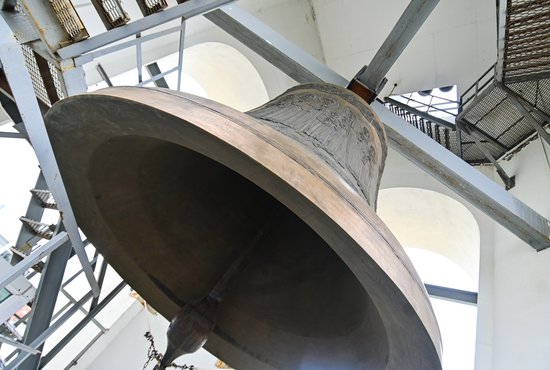 Вес самого большого колокола в Екатеринбурге - 16,4 тонны. Фото: Галина Соловьёва