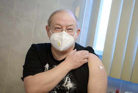 В феврале этого года Александр Пантыкин завершил полный курс вакцинации от коронавируса. Фото: свердловский оперштаб по борьбе с распространением коронавируса