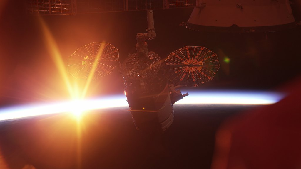 МКС сблизится с фрагментом ракеты Илона Маска