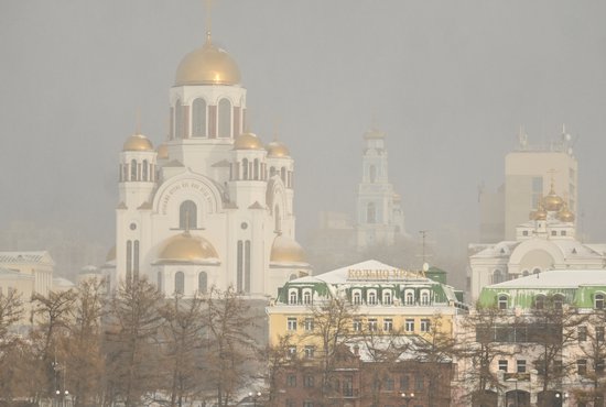 В Екатеринбурге до 26 января будет смог. Фото: Галина Соловьёва