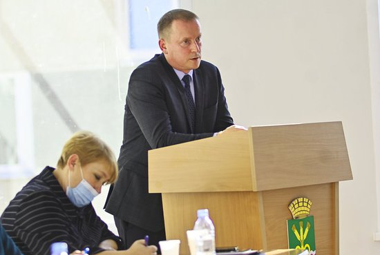 Сергей Белоусов – за несколько минут до оглашения результатов голосования думы. Фото: Галина Соловьёва