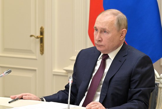 Владимир Путин провёл внеочередное заседание Совета безопасности, на котором обсуждалась ситуация на Донбассе. Фото: пресс-служба Кремля