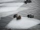 Температурные качели способствуют быстрой деформации льда, он становится рыхлый, не прочный и по всей толщине напитывается водой. Фото: Галина Соловьёва