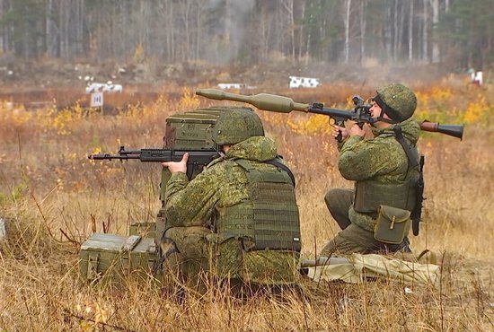 Юнус-Бек Евкуров отметил, важную роль в решении боевых задач спецоперации играют беспилотные летательные аппараты. Фото: кадр из видео Минобороны РФ