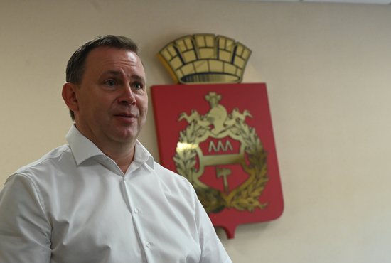 Соответствующее постановление подписал мэр города Владислав Пинаев. Фото: Павел Ворожцов