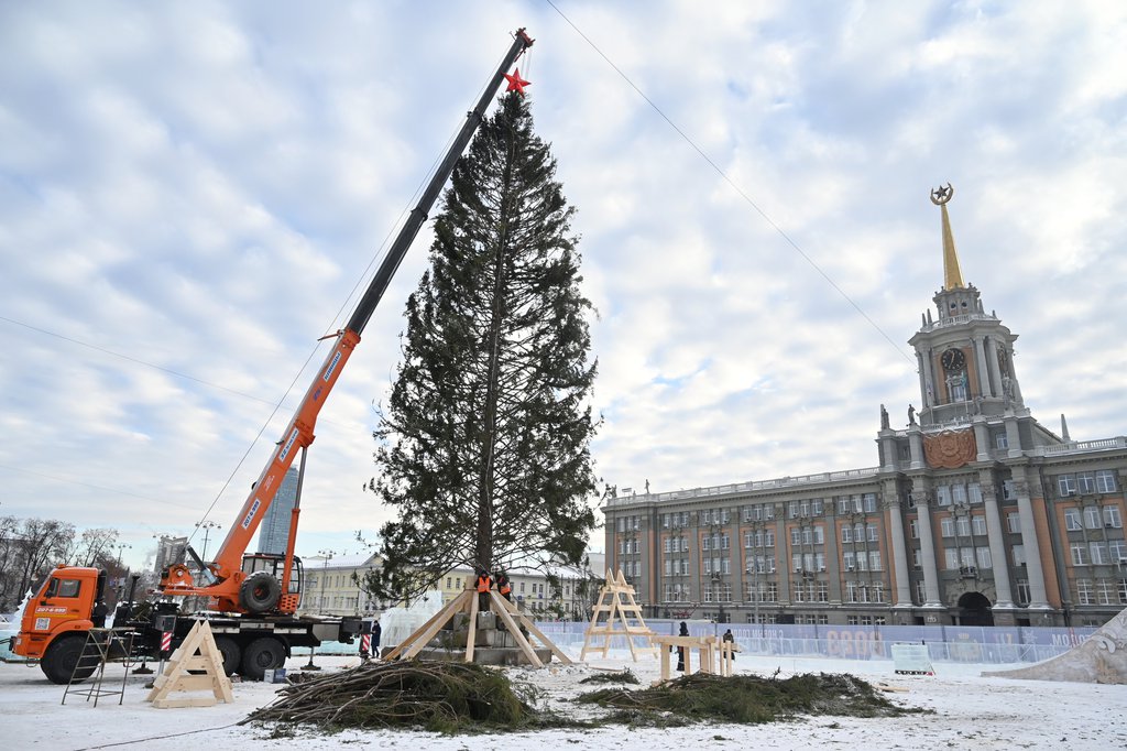 главная елка Екатеринбурга