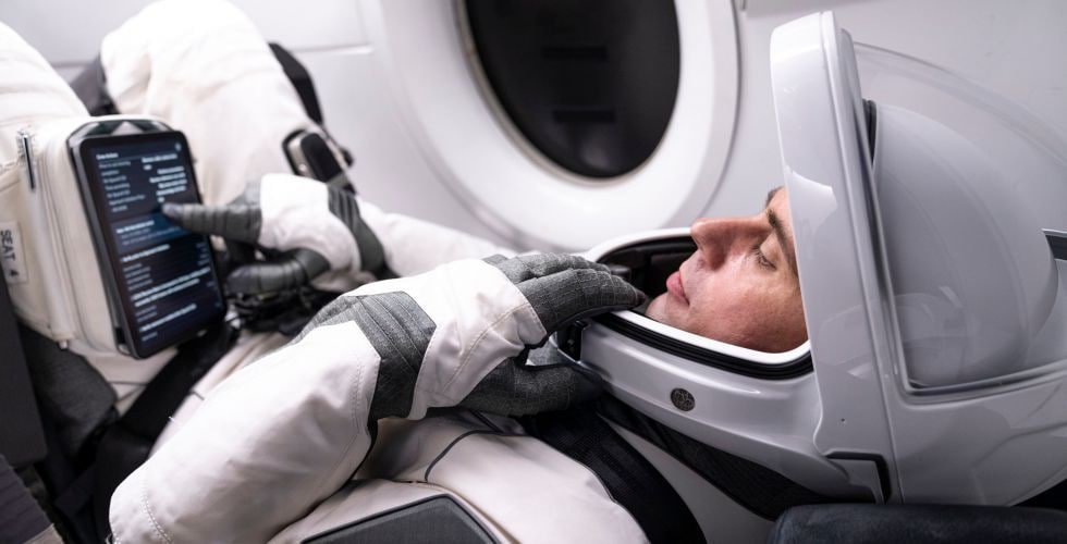 Андрей Федяев в скафандре SpaceX, предназначенном для членов экипажа корабля Grew Dragon. Фото предоставлено Центром подготовки космонавтов имени Ю.А. Гагарина