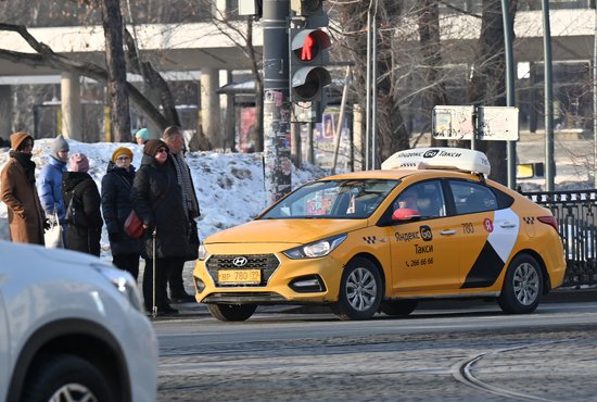 В Свердловской области прорабатывают механизмы работы такси в новых условиях. Фото: Павел Ворожцов