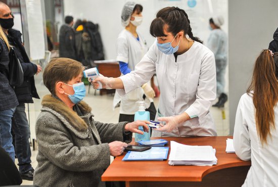 В регионах РФ коронавирус выявили у 7 836 человек. Фото: Галина Соловьева