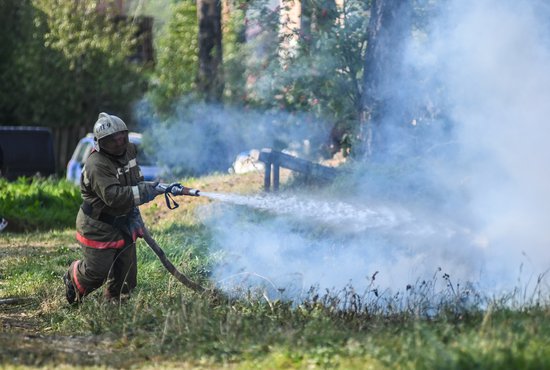 Борьба с природными пожарами в регионе продолжается. Фото: Галина Соловьева