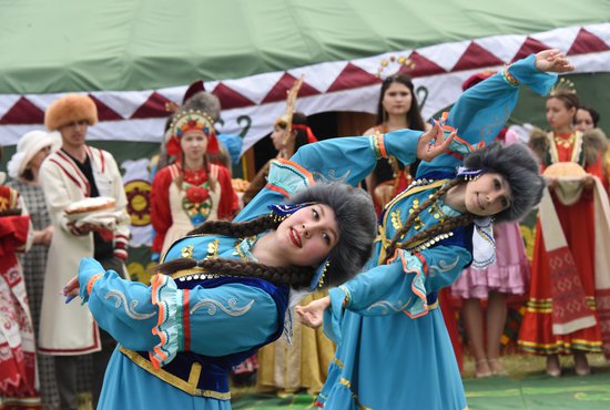 В России проживают представители 193 народов. Фото: Павел Ворожцов