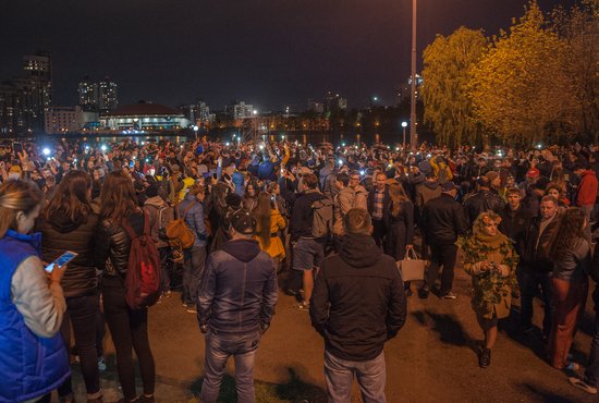 Телефон горячей линии будет действовать в рабочие дни с 10:00 до 18:00. Фото: Владимир Мартьянов