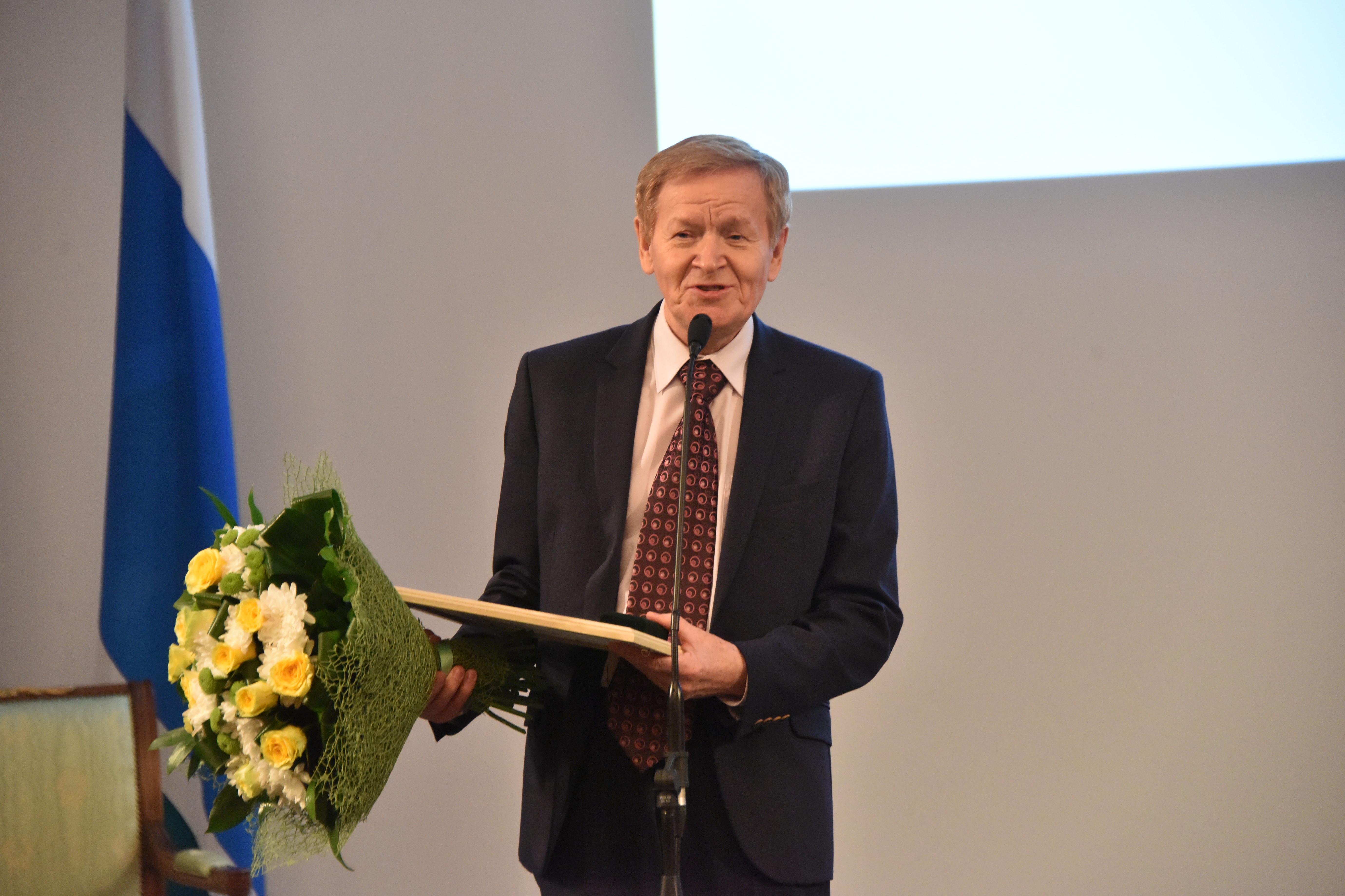 Леонид Быков на церемонии вручения премии губернатора Свердловской области