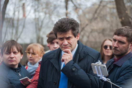 Александр Высокинский провёл встречу с общественниками, на которой было принято несколько важных решений. Фото: Владимир Мартьянов
