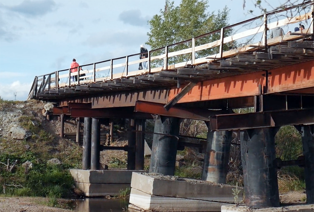 мост в Серове