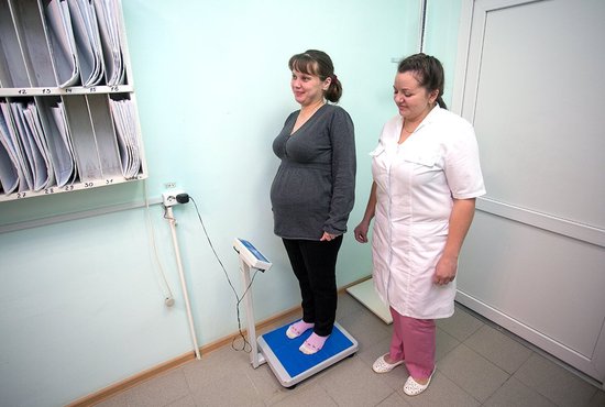 Сотрудники доврачебного кабинета при женских консультациях будут проводить всю основную диагностику беременных.  Фото: Владимир Мартьянов