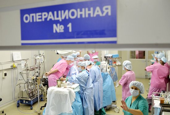 Теперь в Свердловской области вновь всерьёз поднимут проблему дефицита медицинских кадров в больницах. Фото: Павел Ворожцов