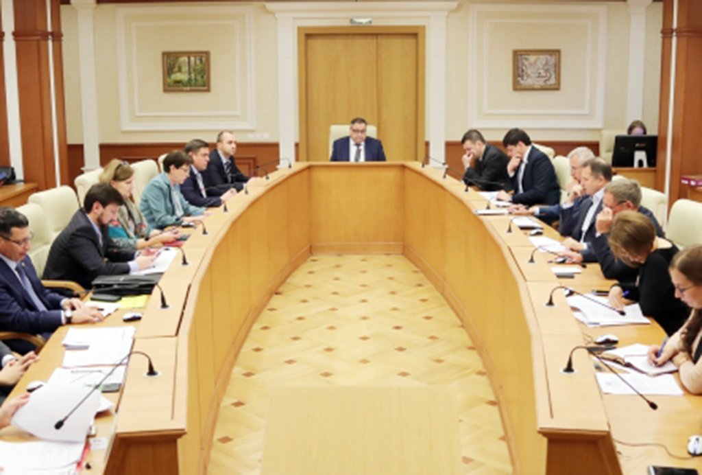 заседании комитет по бюджету, финансам и налогам Законодательного собрания Свердловской области