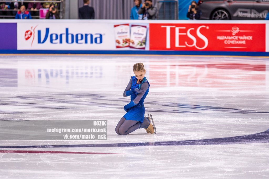 Александра Трусова будет прыгать в произвольной программе три четверных прыжка. Фото: Александр Козик