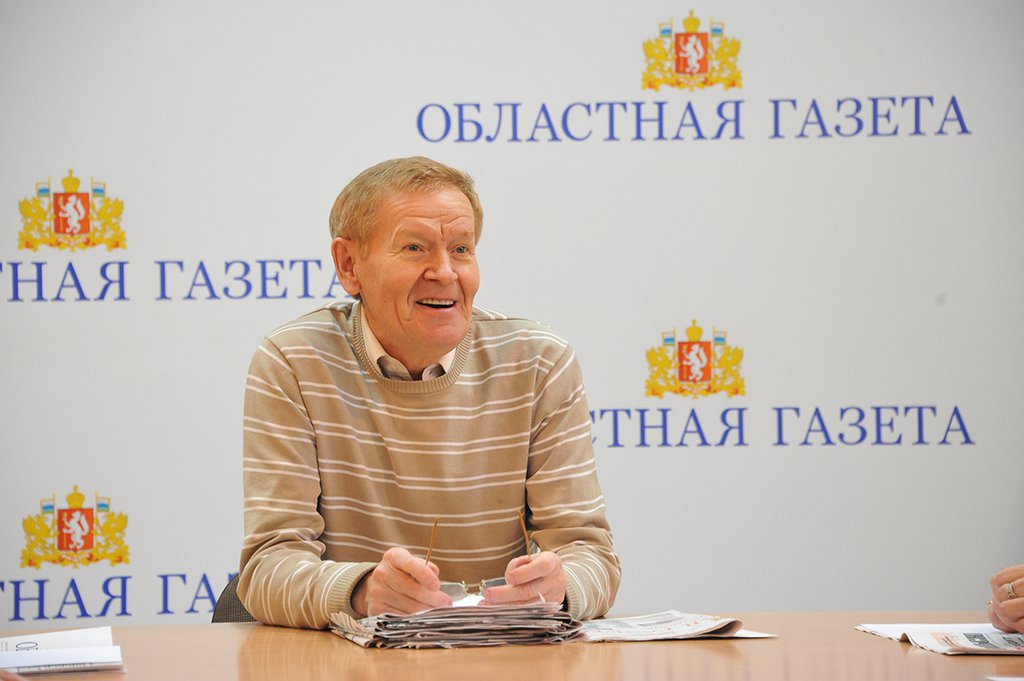 Леонид Быков в редакции Областной газеты