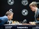 Александр Грищук (слева) и Кирилл Алексеенко встречались в первом туре турнира претендентов. Партия завершилась вничью Фото: Lennart Ootes/FIDE