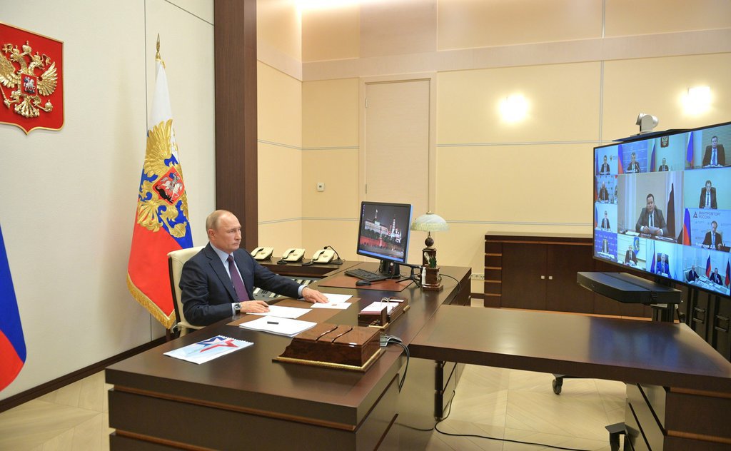 Уже по традиции совещание прошло в режиме онлайн. Фото: kremlin.ru
