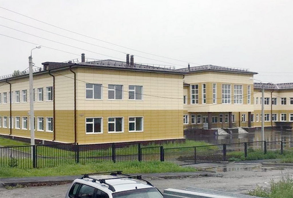 Новое здание школы в Баранчинском возвели за два года. Фото: Галина Соколова