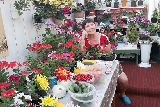 Римма Воскрецова не пропускает ни одной выставки садоводов. Ей всегда есть что показать Фото: архив библиотеки