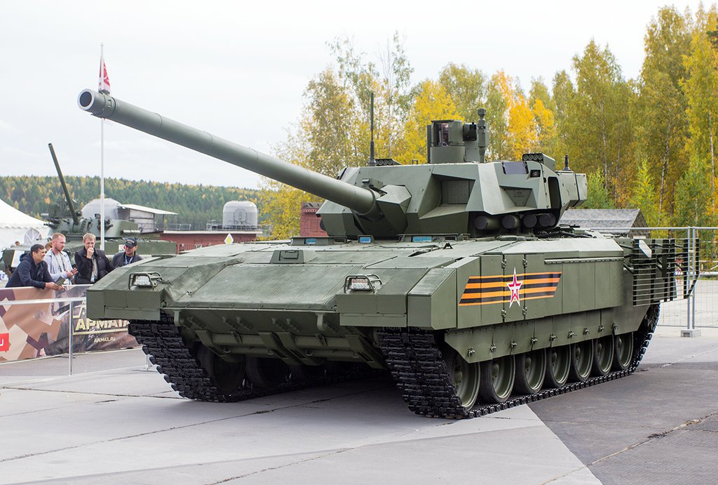 Достойный продолжатель славы уральских оборонщиков – танк нового поколения Т-14. Фото: Владимир Мартьянов