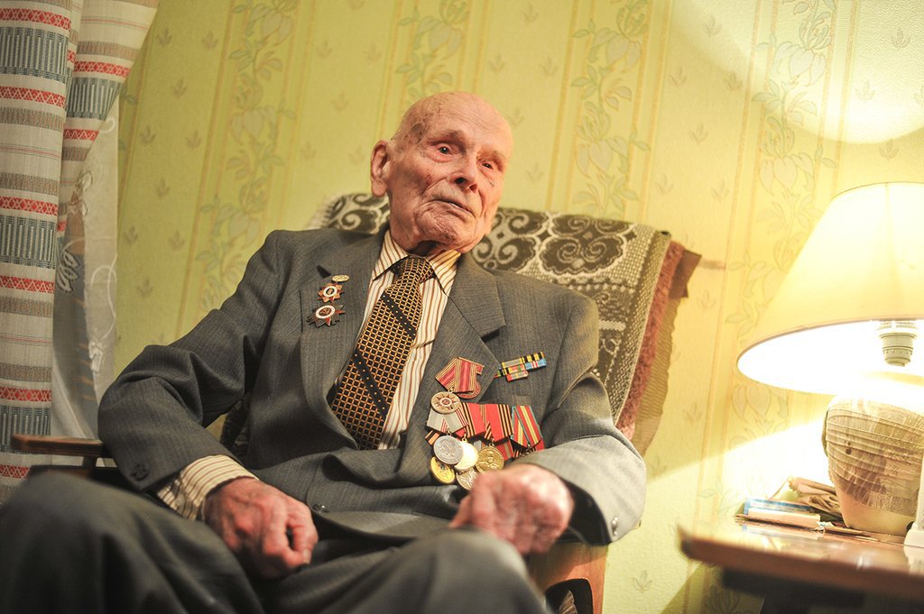 100-летний ветеран войны