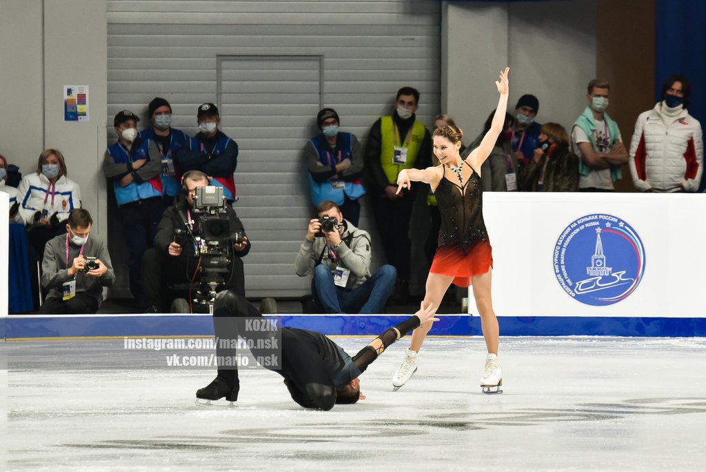 Анастасия Мишина и Александр Галлямов тоже поборются за третью путёвку на чемпионат мира. Фото: Александр Козик