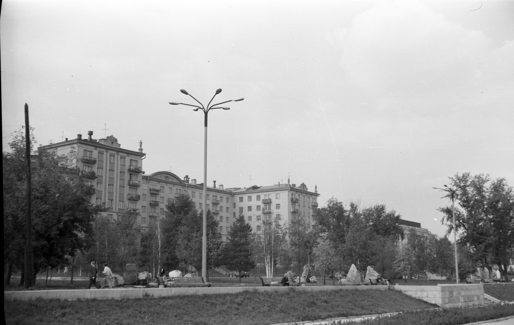 Архивные фотографии домов в Свердловске, где жил Борис Ельцин.
