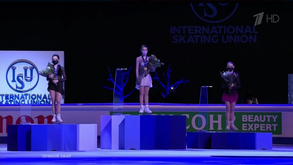 Впервые на чемпионате мира в женском одиночном катании - российский пьедестал