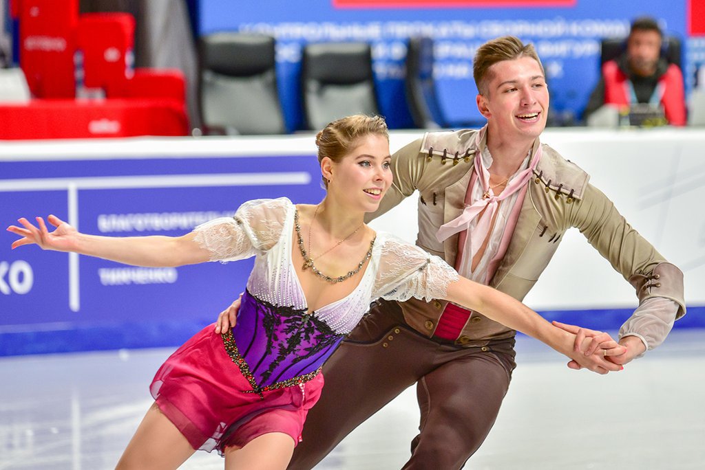Анастасия Мишина и Александр Галлямов одержали победу  в первом для себя международном турнире сезона. Фото: Александр Козик