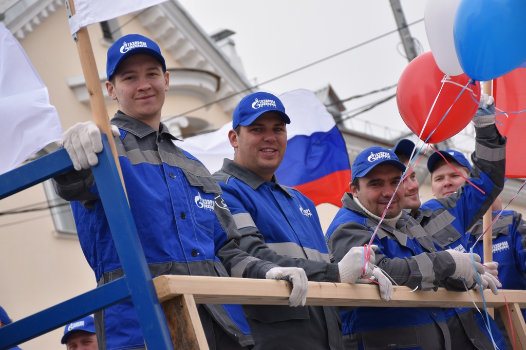 Праздничное шествие в Краснотурьинске